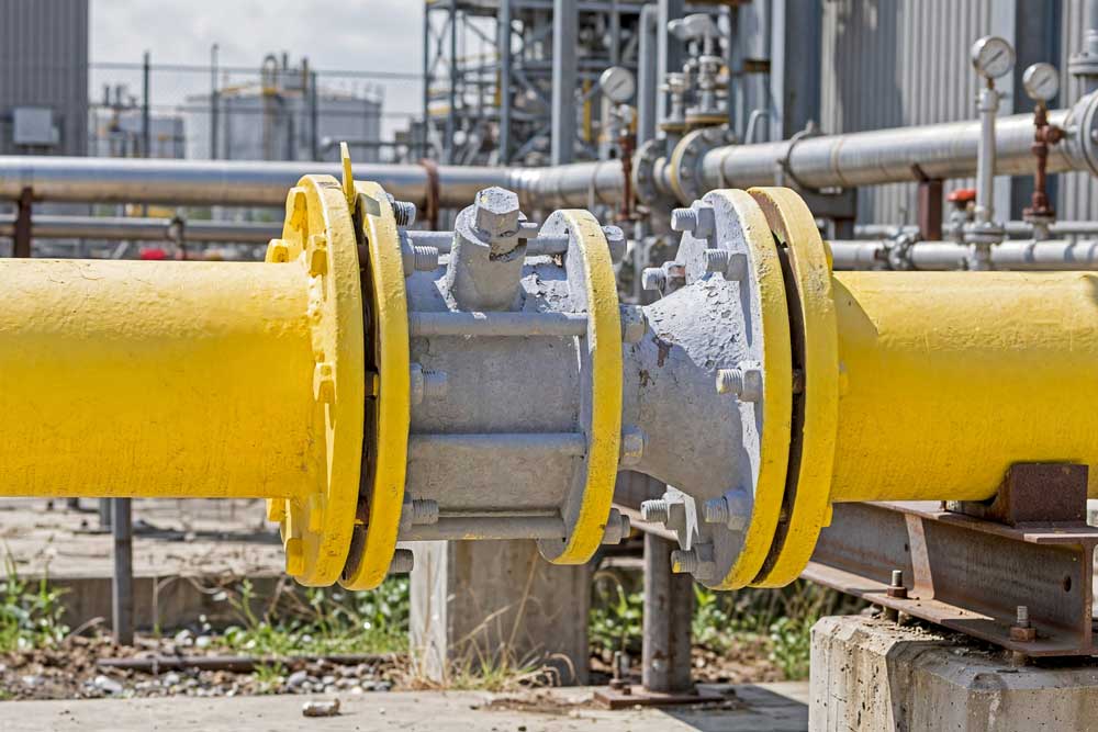 Fornecimento e Montagem de Vedações Metálicas em Poços Petrolíferos Onshore